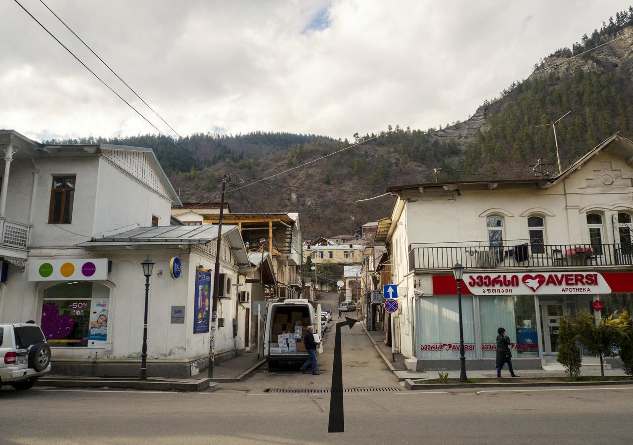 House In Borjomi Hotel Exterior photo